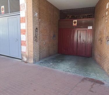 Centro de Logroño Apartamento | céntrico, tranquilo, garaje, colchones visco, ascensor, luminoso y wifi