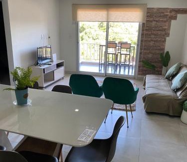 Luque Apartamento | Cómodo apartamento nuevo, zona aeropuerto!