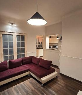 San Juan Apartamento | Cómodo departamento 2 dormitorios con jardín sobre Avenida Libertador