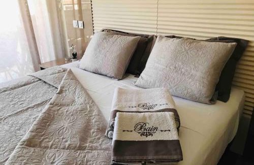 Villeneuve Loubet Beach Apartamento | Côte d'Azur joli studio 50m plage, climatisation , parking.