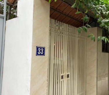 Hanoi Apartamento | Căn hộ tầng 4 thang bộ đầy đủ tiện nghi, giá rẻ