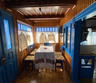 Breb Casa | Căsuța Tivadar