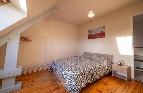 Parigne-lʼEveque Casa | Cœur de Sarthe - Maison 20pers - Balnéo - BBQ