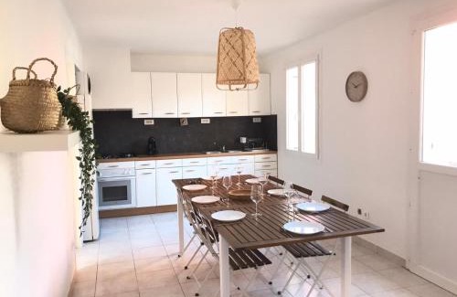 Valras-Plage Apartamento | Cœur de Valras, Mer à 400m - Piscine Privée - Clim