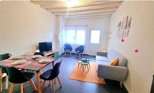 Conches-en-Ouche Apartamento | Cœur de Ville - familial - Parking gratuit - WIFI