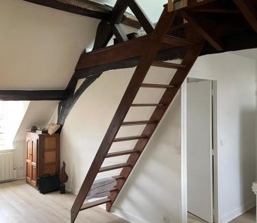 Rueil-Malmaison Apartamento | Cœur du village de Rueil