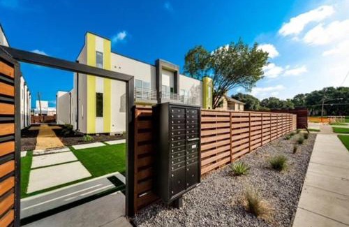 Old East Dallas Apartamento | C&C Lofty East Dallas Apartment