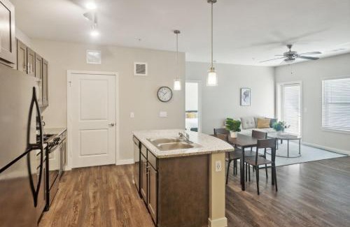 Willowbrook Apartamento | C Creek 4316 I New Construction 2bd Apt I Gated