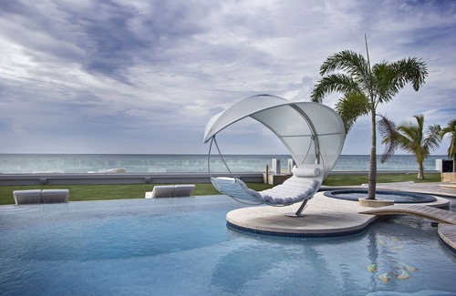 Plum Bay Villa | C'est La Vie - Luxury beachfront villa