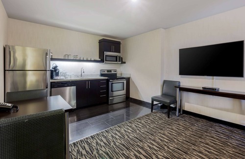 Hamilton Hotel | C Hotel by Carmen's, BW Premier Collection
