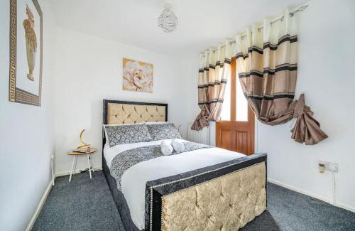 Chapeltown Casa | *C.sani* Setup for your most relaxed & amazing stay + Free Parking + Free Fast WiFi *