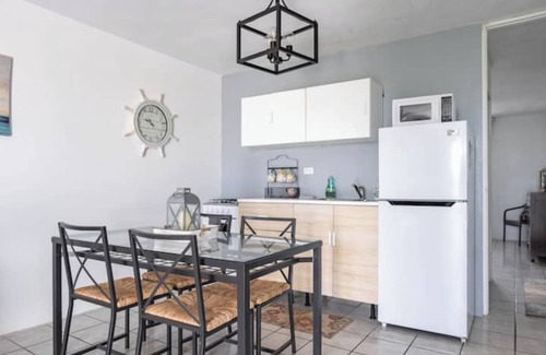 Mata de Platano Apartamento | #C Tropical Rainforest Retreat Ocean View w/hottub
