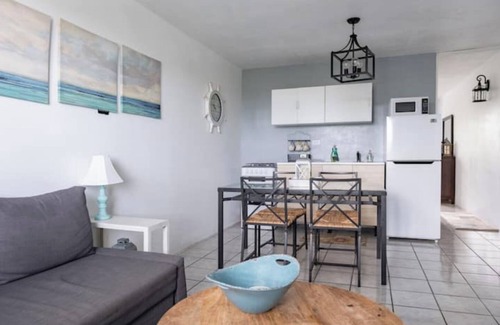 Mata de Platano Apartamento | #C Tropical Rainforest Retreat Ocean View w/hottub