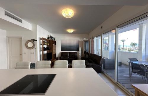 Pointe Croisette Apartamento | C028-Nice apartment with terrace - close to the beach