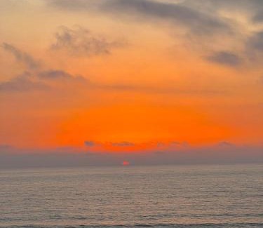 Rabat Apartamento | C1, Chic Seaside Stay at Carrousel Mall, Walk Everywhere