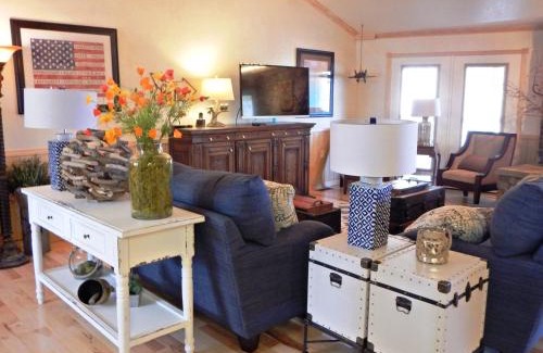 Mount Ida Casa | C21, Three bedroom, three bath log-sided, luxury Harbor North cottage with hot tub cottage
