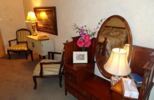 Mount Ida Casa | C23, Two bedroom, two bath log-sided, luxury Harbor North cottage with hot tub cottage