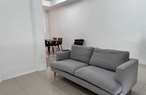 Ulu Tiram Casa | C4A Austin 16 paxs Near New Cathay Yi Jia Restaurant