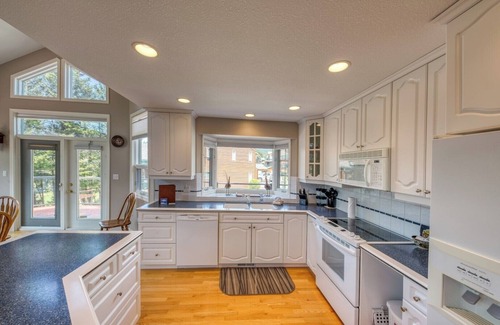 East Kootenay Casa | Marble Canyon 3 Bedroom Townhome: Unit 201P2