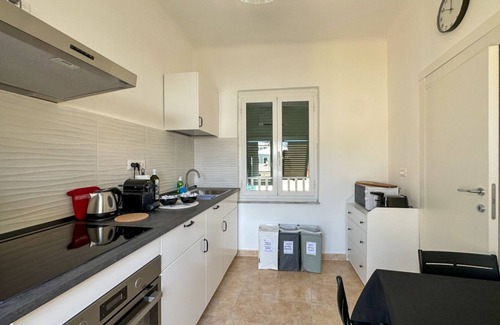 Vernazza Apartamento | Ca' Bea with AC and Terrace