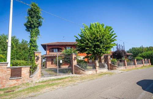 Calosso Casa | Ca D'Enrica