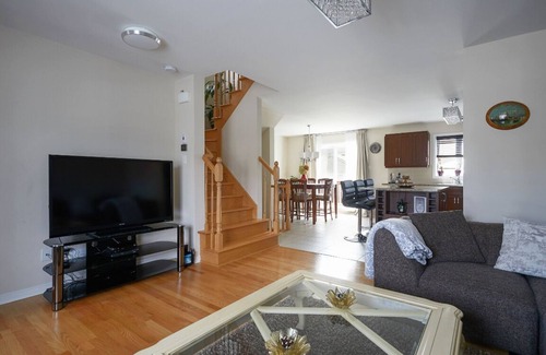 L'Ile-Bizard Casa | Casa 2014 en Montreal Oeste | Totalmente equipado | Grandes grupos | Cerca del aeropuerto