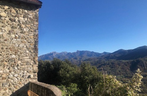 Aulla Casa | Stone House with pool in the terrazza