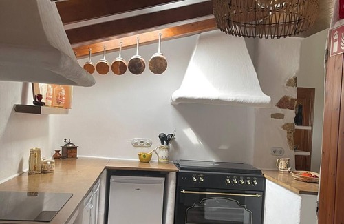 Benimarco Chalet De Esquí | Ca Olivar is a traditional Spanish farmstead