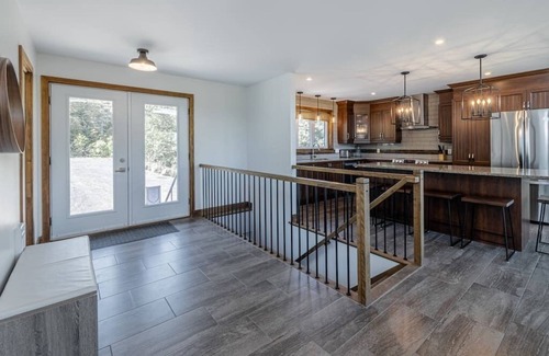 Petite-Riviere-Saint-Francois Casa | Hôtel à la maison - L'Archibald, spa et montagne!