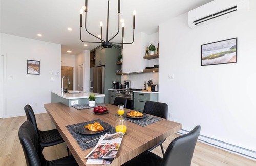 Petite-Riviere-Saint-Francois Condominio | Havre du loup 1227 River front 1 Bedroom Gem