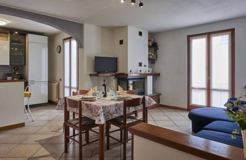 San Siro Apartamento | Ca' Pia by Interhome