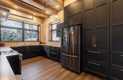 Ste-Lucie-des-Laurentides Chalet De Esquí | Chalet de l'Artisan | Spa | Fireplace | BBQ | Boardgames