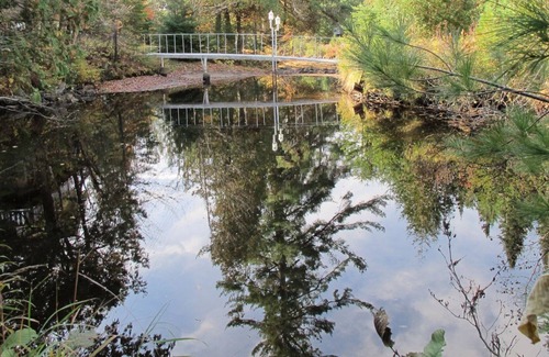 Sainte-Marguerite-du-Lac-Masson Casa | Un chalet suizo en el río Doncaster + isla privada Mini