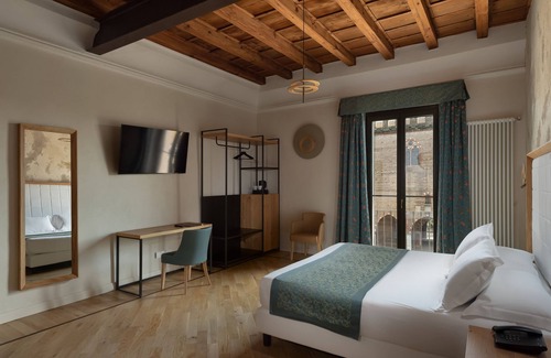 Old Town Hotel | Ca' Uberti Palace Hotel , Mantegna Hotels