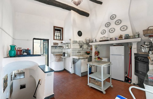 Caio Casa | Ca Veggia for nature lovers, Stellanello, Italy