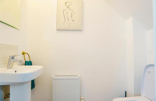 Leigh Casa | Caasi Homes