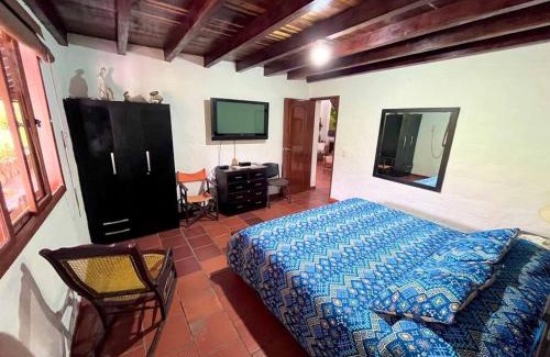 Piedecuesta Casa | Cabaña amplia con piscina, naturaleza y cercana