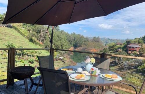 El Penol Chalet De Esquí | Cabaña con jacuzzi y acceso al embalse - Portum I
