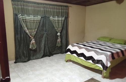 Volcan Chalet De Esquí | Cabaña con patio y tres cuartos