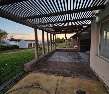 Rincon del Atuel Casa | Cabaña con vista al lago