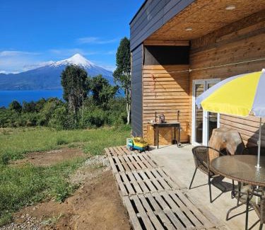 Ensenada Chalet De Esquí | Cabaña con vista panorámica inigualable al lago Llanquihue y volcán Osorno