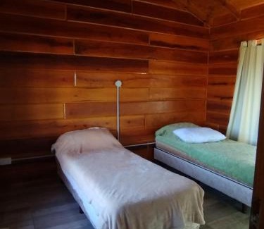 Villa General Belgrano Chalet De Esquí | Cabaña de quebracho de dos pisos