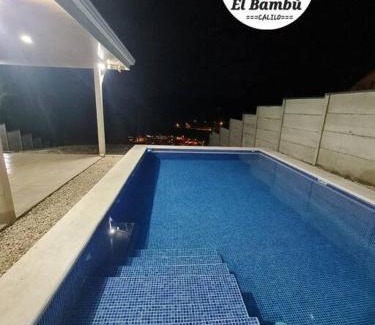 Juan Viñas Casa | Cabaña de Descanso El Bambú