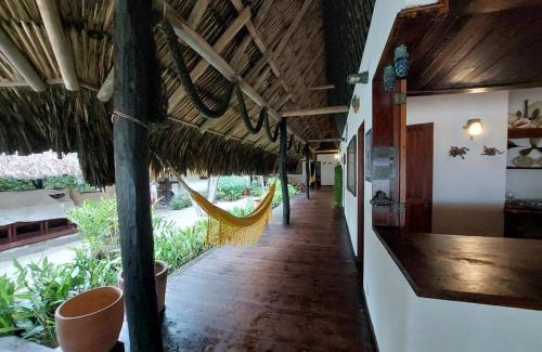 San Antero Casa | Cabaña frente al mar en la playa del Calao