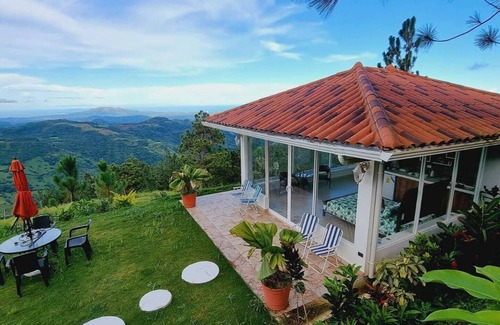 Sora Cabina | Cabaña en la naturaleza altos del maría vista espectacular y exclusividad