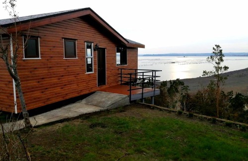 Lenca Casa | Cabaña para 3 un ambiente orilla de playa Patagonia carretera Austral