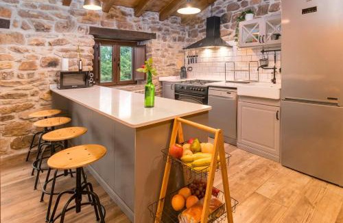 San Pedro del Romeral Chalet De Esquí | Cabaña Pasiega El Ojal B