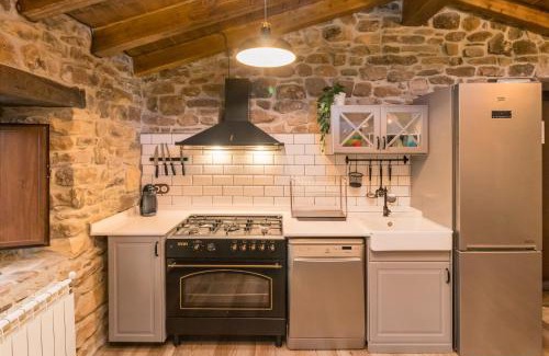 San Pedro del Romeral Chalet De Esquí | Cabaña Pasiega El Ojal B