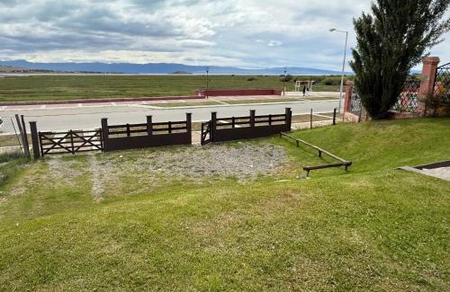 Macrozona Bahía Redonda y Primeros Faldeos Casa | Cabaña patagónica 2