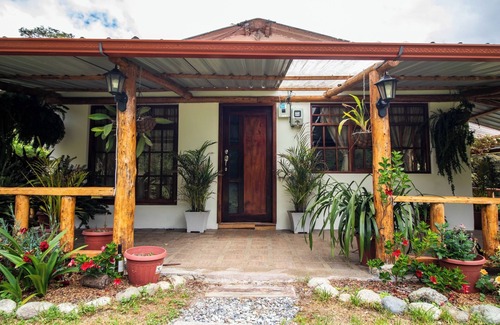 Baños de Agua Santa Cabina | "Cabaña Pradera Real - Naturaleza, Montañas y Relajación cerca de Baños"